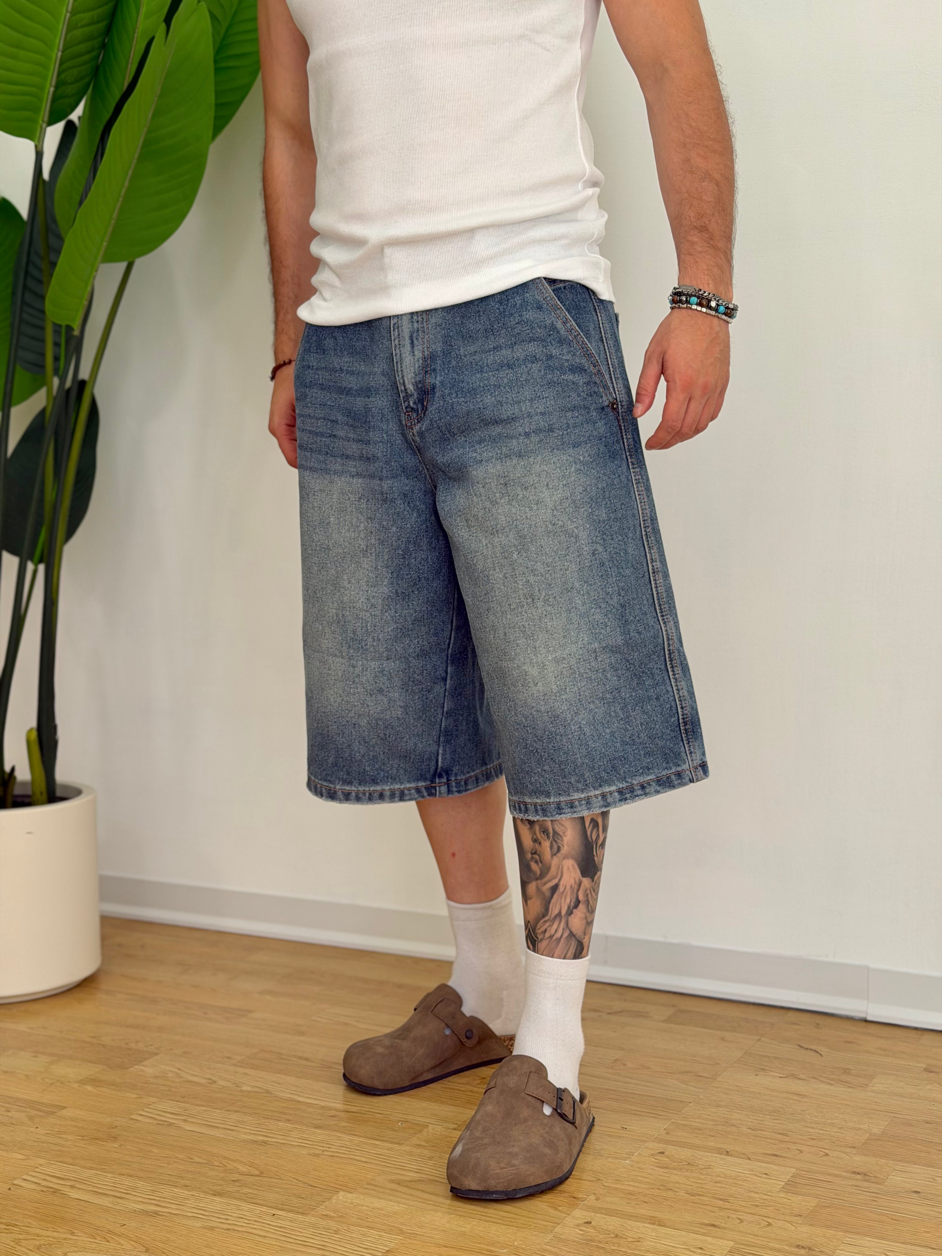BERMUDA JEANS TRAND